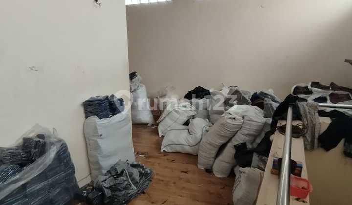 Rumah di Jalan Utama Cocok untuk Komersial dan Rumah Tinggal 2