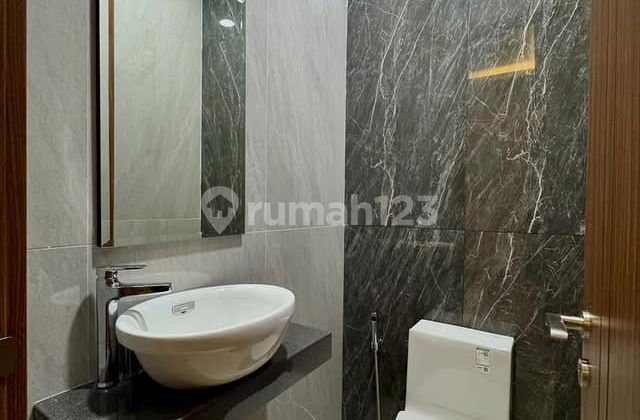 Jual Rumah Baru Delatinos BSD Siap Huni Dekat Akses Tol dan Stasiun 2