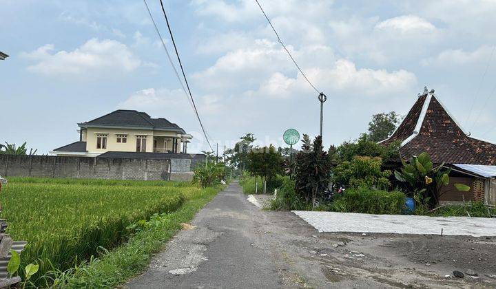 Timur Hotel Hyatt, Jalan Palagan Km 7 Sleman 1