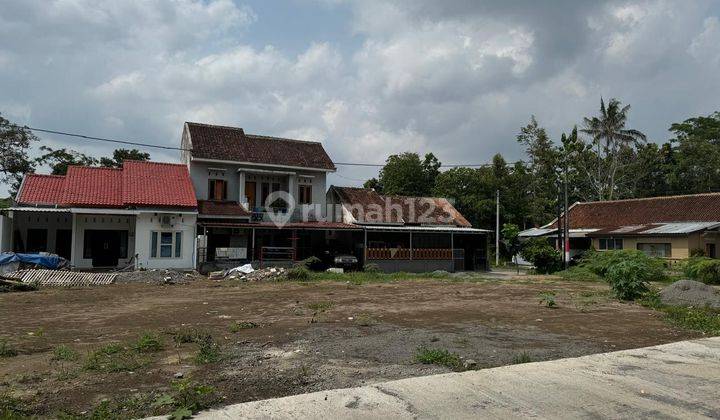 Dekat Jalan Raya Ringroad Utara, Tanah Sleman SHM P 1