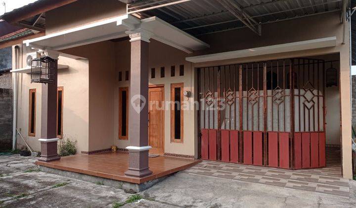 Rumah Ready tinggal bawa pakaian siap Huni di Belakang indomaret  1