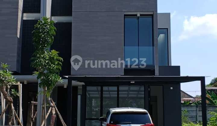 Pelican Hill Citraland Surabaya House for Rent