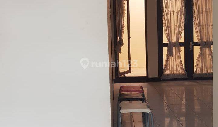 ruang tamu jual rumah taman puspa raya