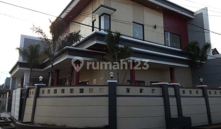 Rumah, 2 Lantai Siap Huni Super Mewah Nirwana Executive