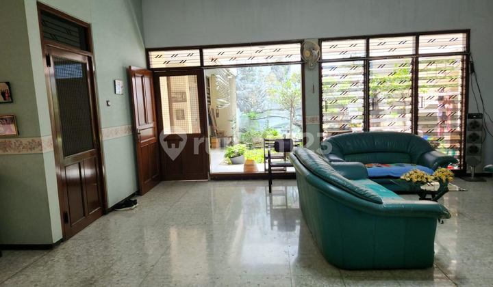 Dijual Rumah Terawat 1 Lantai Dharmahusada Indah Surabaya Timur 2