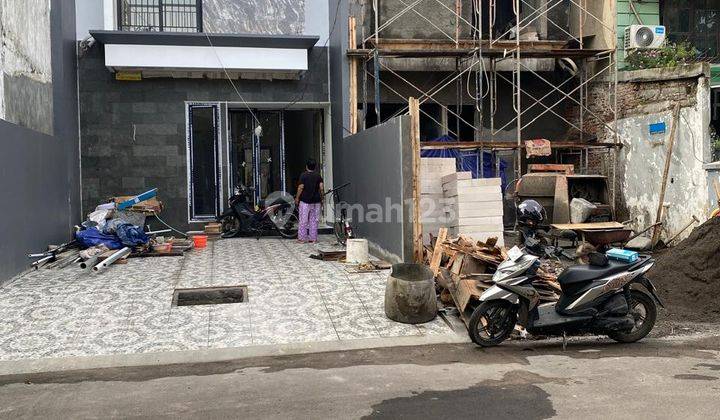 Rumah Rungkut Asri Surabaya Timur Dekat Ubaya, Raya Merr 2