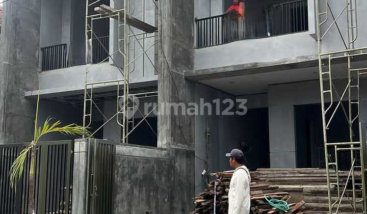 Rumah Baru Premium Di Manyar Dekat Its, Galaxy Mall, Raya Merr 2