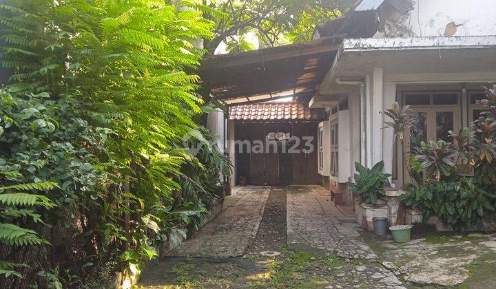 Rumah di Jalan Raya Kali Baru Senen Jakarta Pusat 1