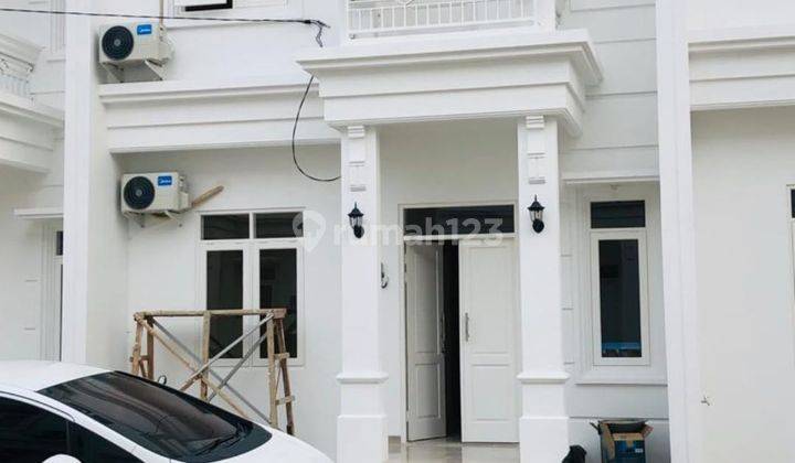 Rumah Cantik Minimalis Modern Pondok Bambu Jakarta Timur  1