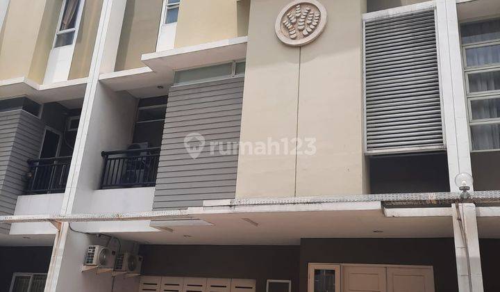 Rumah 4 Lantai Komplek Gading Lavender Pegangsaan Dua 1