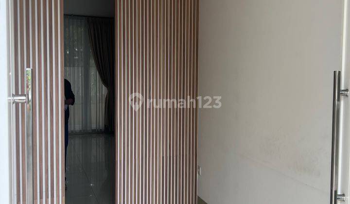 Rumah Townhouse Sherwood Bagus Rapi Sdh Furnished 5 Kamar Tidur  2