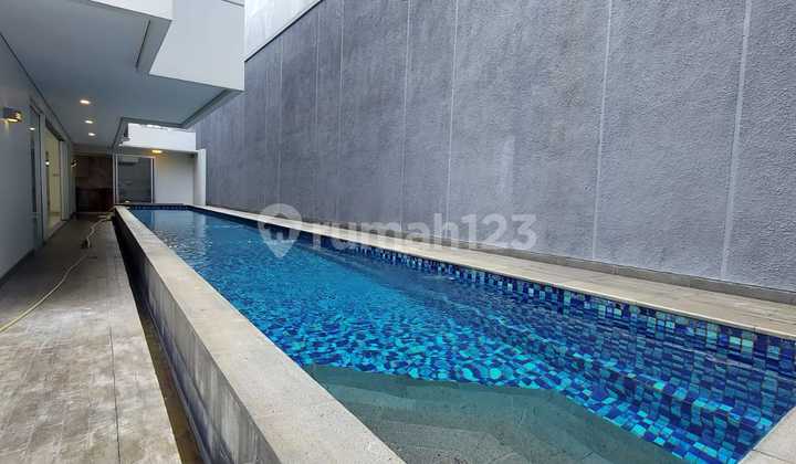 Asri Ready-to-Occupy House Green Building Pondok Indah Ngantong