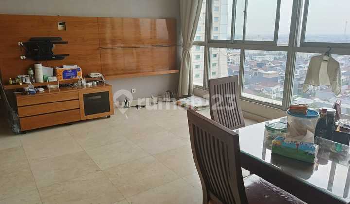 Summit Apartemen Type Flat Hadap Timur 2 Kamar Luas 108M 2