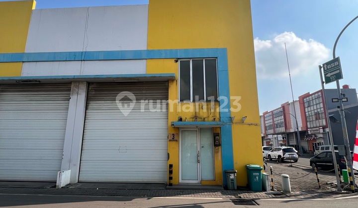 Ready-to-Use 350m Main Road Warehouse@bizpark Sedayu Cakung