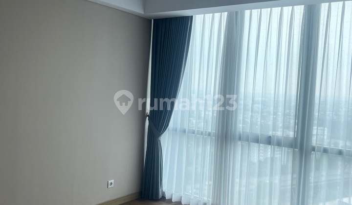 Holland Village 2 Kamar Semi Furnish Bagus Siap Huni View Lepas 2