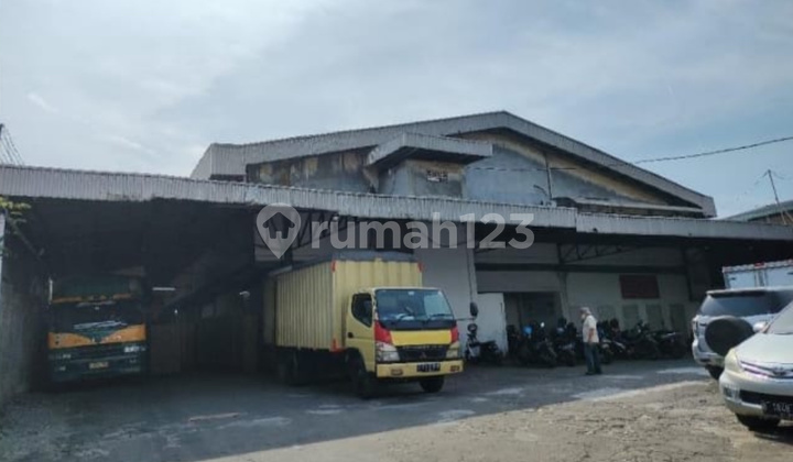 Warehouse in Penggilingan Cakung 2700m Ready to Use Warehouse in Penggilingan Cakung 2700m Ready to Use