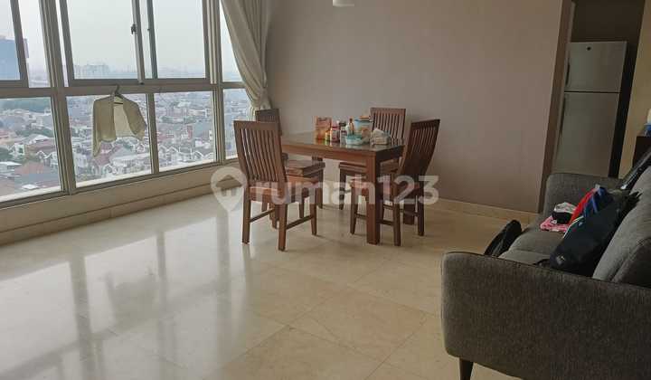 Summit Apartemen Type Flat Hadap Timur 2 Kamar Luas 108M 1