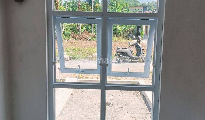 rumah 1 lantai di jalan tulung jatinom
 2