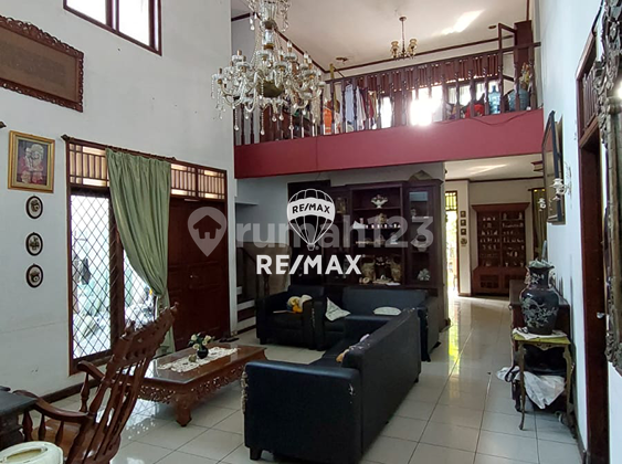 DIJUAL RUMAH BESAR ASRI DALAM KOMPLEK IKIP DUREN SAWIT