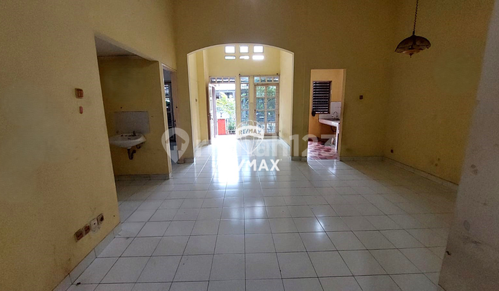 FOR SALE: A SERENE HOUSE IN TAMAN PUSPITA CITRA RAYA RESIDENTIAL AREA, TANGERANG 2