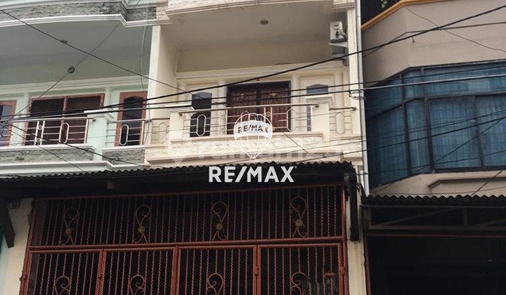 DIJUAL RUMAH KAWASAN JELAMBAR SELATAN TURUN HARGA DIJUAL RUMAH KAWASAN JELAMBAR SELATAN TURUN HARGA