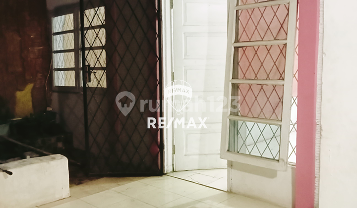 FOR SALE HOUSE IN VILLA TAMAN CIBODAS COMPLEX TANGERANG 2