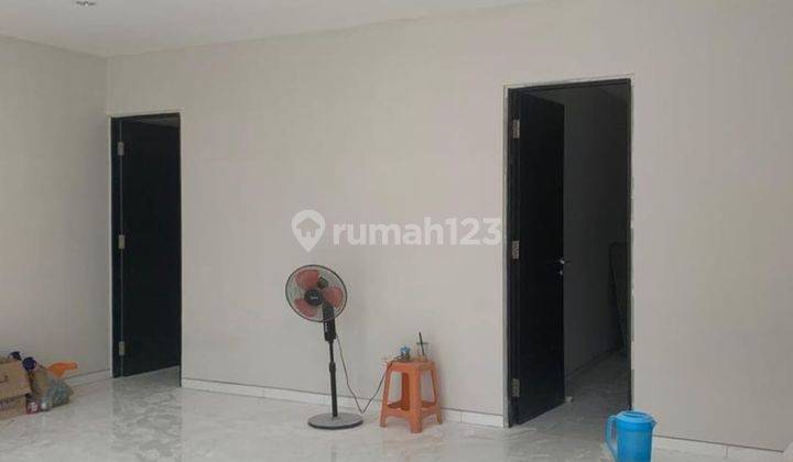 JUAL RUMAH NEW MINIMALIS BARATAJAYA LOKASI STRATEGIS TENGAH KOTA 2