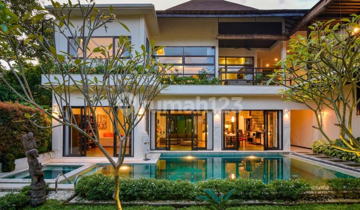 Villa Sanur Dekat Pantai 4 Bedrooms Freehold SHM