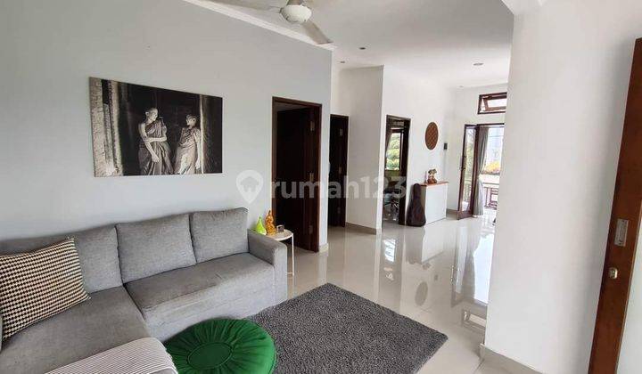 Rumah 2 Lantai SHM Siap Huni di Dalung Canggu Furnished  1