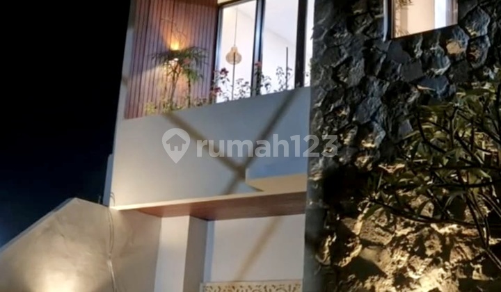 Ocean View Villa Nusa Dua Bali with Rooftop 2