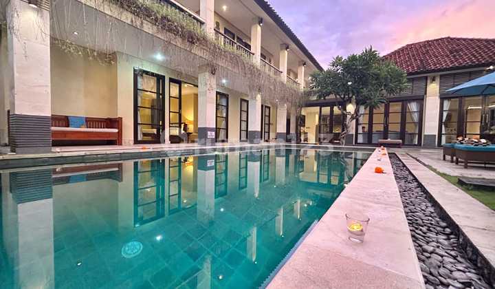 4 Bedrooms Villa Disewakan Lokasi Seminyak 2