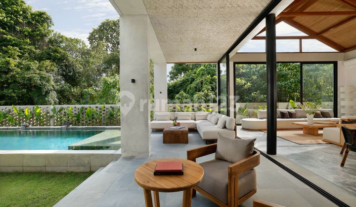 Brand New Luxury Villa Central Canggu Freehold 2