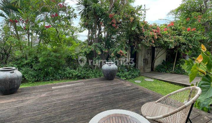 Luxury Villa Konsep Kontemporer View Sawah Pererenan 1