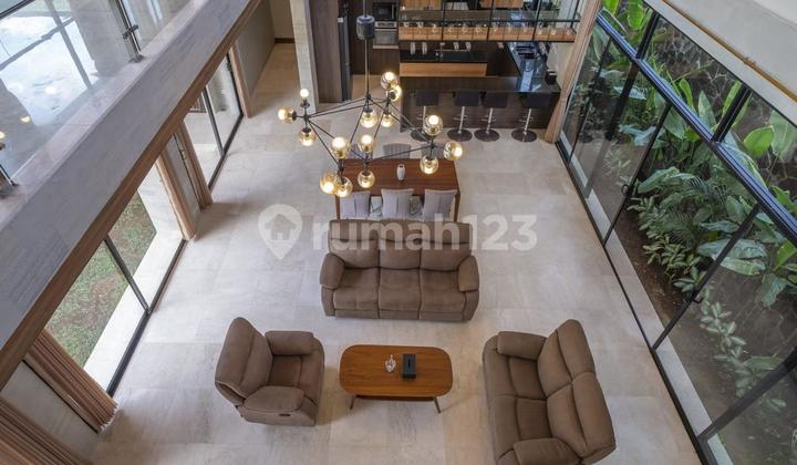 Villa Sanur Jalan Kaki ke Pantai 4 Bedrooms SHM 2