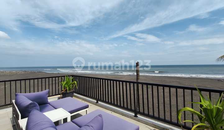Beachfront Villa Saba Gianyar Bali 3 Bedrooms 2