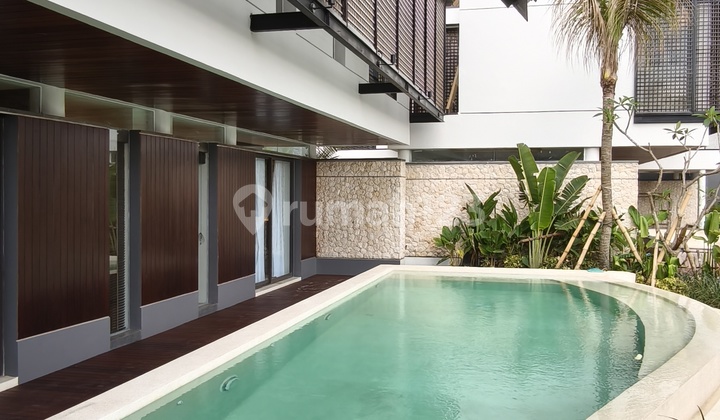 Villa Canggu Walking Distance To Echo Beach Labrisa SHM Villa Canggu Walking Distance To Echo Beach Labrisa SHM