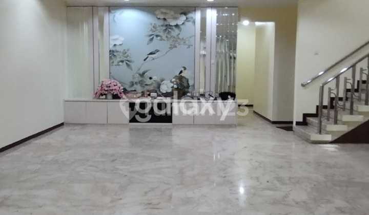 JUAL RUMAH MEDITERANIA BAGUS MEWAH SUDAH RENOVASI DI ARGOPURO  2