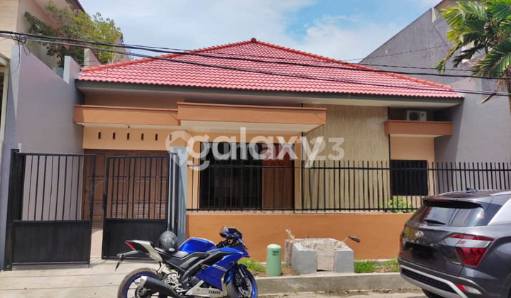 JUAL RUMAH NEW GRESS SIAP HUNI DI MANYAR TOMPOTIKA 1