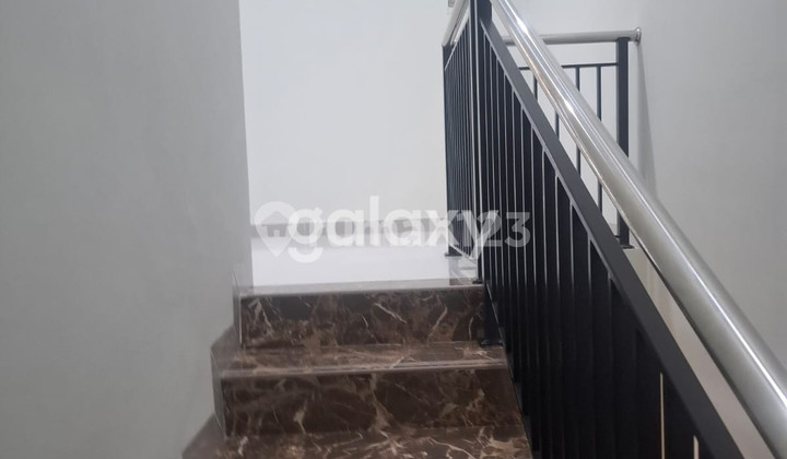 RUMAH BARU CANTIK DARMO INDAH DEKAT PAKUWON CITRALAND WIYUNG 2