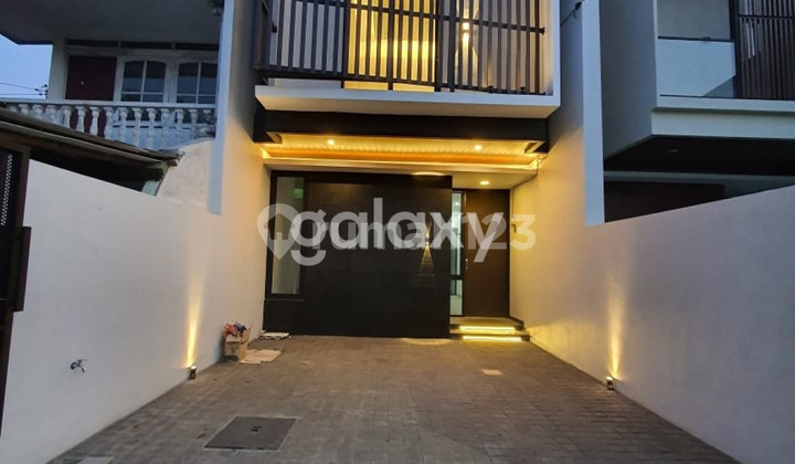 RUMAH BARU GRESS BARUK UTARA DEKAT RUNGKUT MERR JUANDA