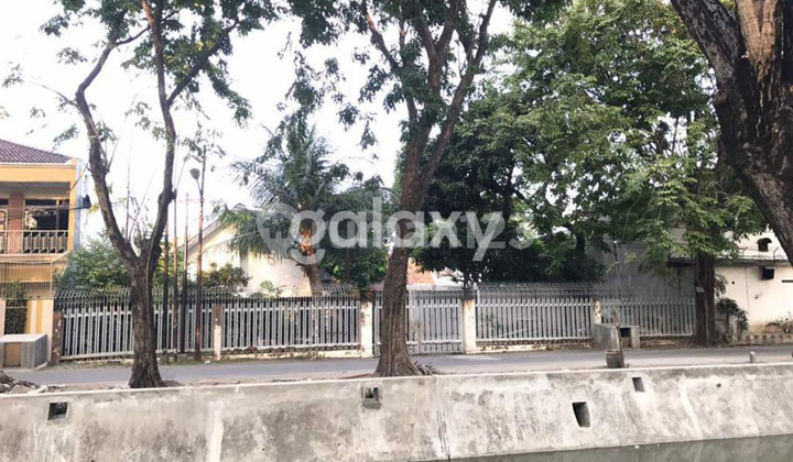 Dijual Rumah Tengah Kota Strategis Ngagel Tama 1