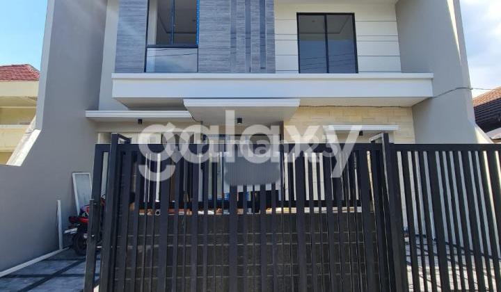 JUAL RUMAH NEW MINIMALIS LOKASI ELITE DI MANYAR KERTOADI 1