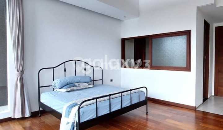 JUAL RUMAH MODERN TROPIS HIGH SPEC FURNIS MEWAH PAKUWON CITY 2