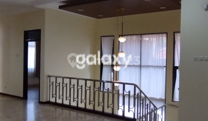 Selling Beautiful Luxurious Mediterranean House Already Renovated in Argopuro 2