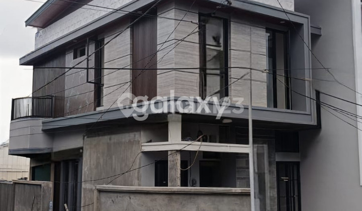 NEW FRESH HOUSE IN MANYAR JAYA NEAR KERTAJAYA PAKUWON CITY MERR 2