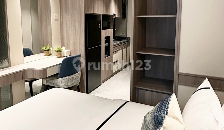 FOR SALE/RENT FURNISHED LUXURY STUDIO APARTMENT BELLA PAKUWON CITY FOR SALE/RENT FURNISHED LUXURY STUDIO APARTMENT BELLA PAKUWON CITY