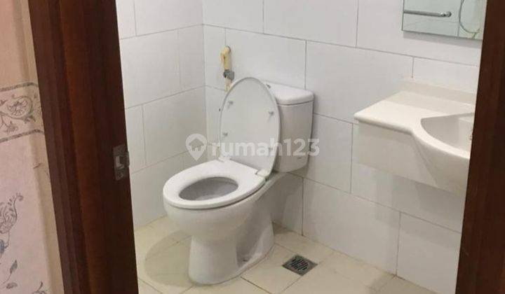 Sewa Apartemen 3 BR Furnis Waterplace Pakuwon Indah 2