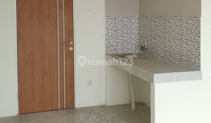 Sewa Murah Apartemen 3 BR Puncak Dharmahusada 2