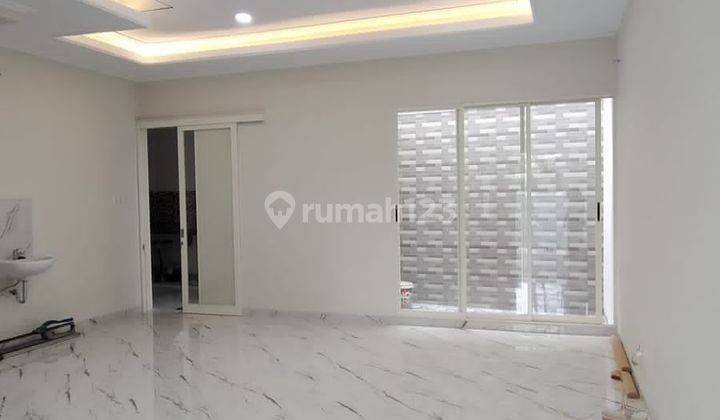 Jual Rumah Baru Minimalis Di Raya Manyar Tirtomoyo 2