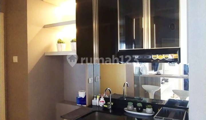 Di Jual / Sewa Apartement Amor, Pakuwon City Mall, 2BR corner Furnished termurah 2